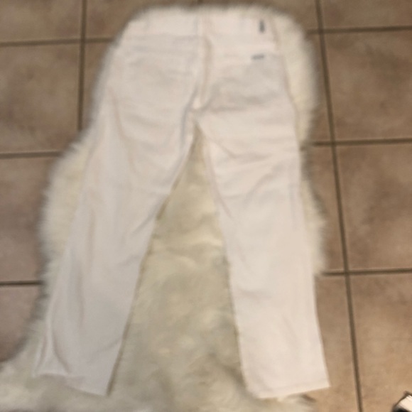 Flash sale!!! 7 for all mankind white jeans - Picture 4 of 5
